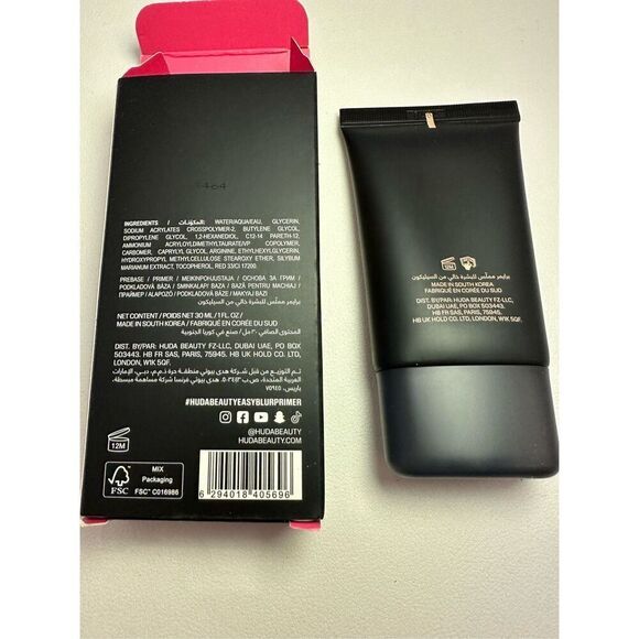 HUDA BEAUTY Easy Blur Silicone-Free Smoothing & Pore-Minimizing Primer 30ml - Picture 2 of 5